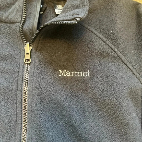 Marmot Full Zip Black Fleece- Size Medium black in color - Picture 5 of 5